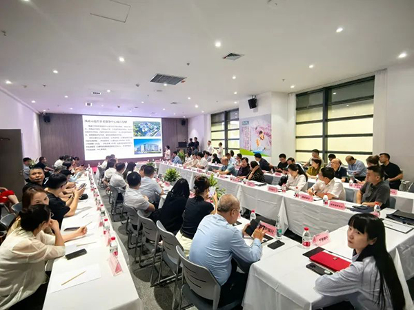 陕西召开第二季度养老产业政银企对接会-西安老博会 (1).jpg