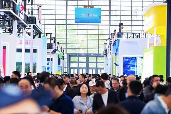 1762439516905614.jpg 第三届西安老博会渭南市签约6个意向项目,总金额6.02亿元-2025西安老博会 (2).jpg